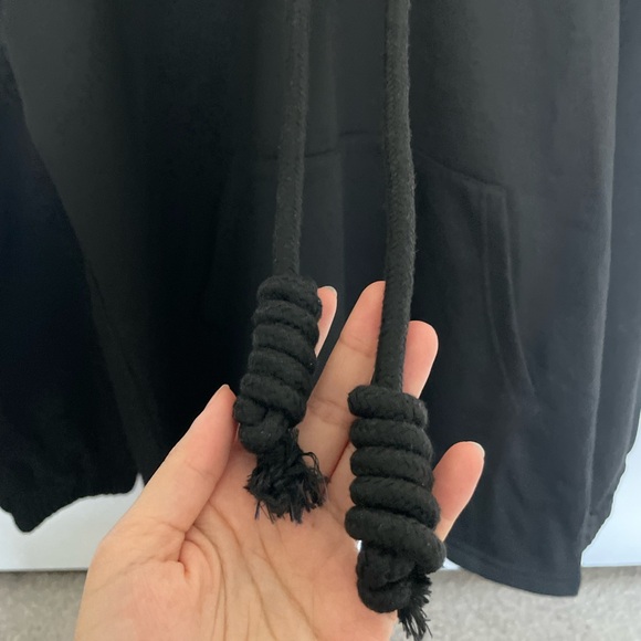 Black Oversized Hoodie - Picture 9 of 11